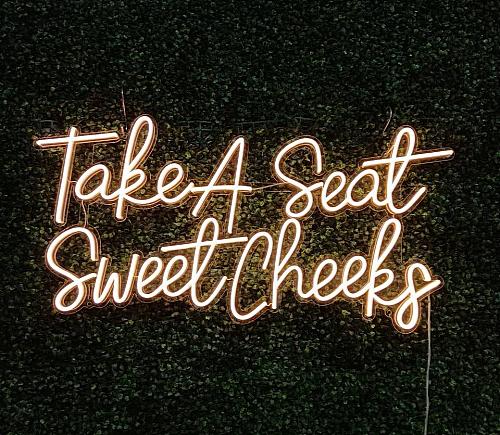 uk neon sign